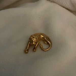 14k yellow gold lion pendant. Made in Italy